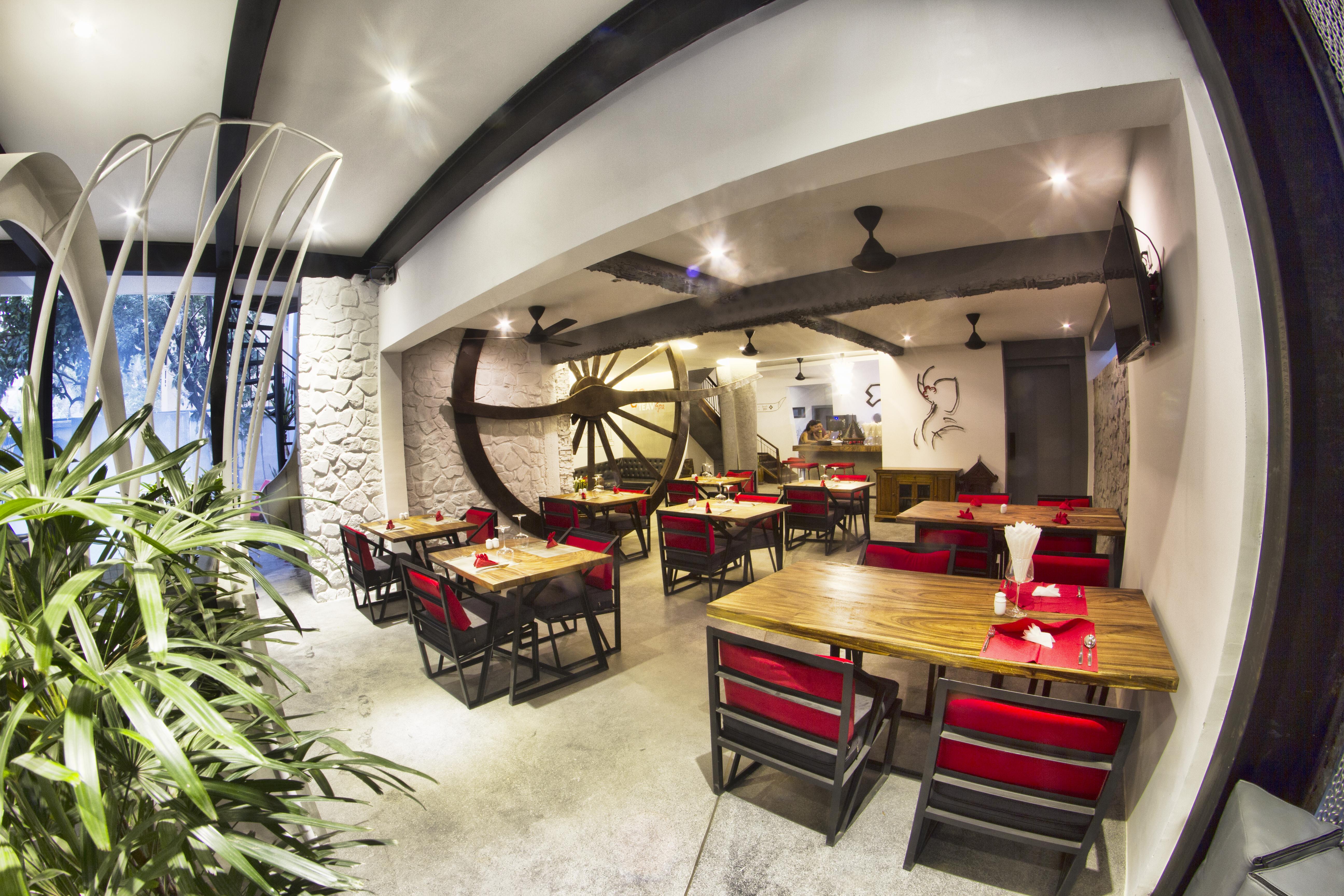Bopha Bassac Boutique Hotel Phnom Penh Bagian luar foto